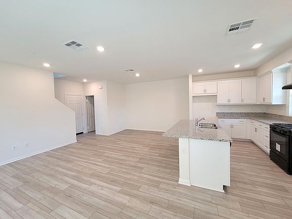 4th image of 17045 Provo Ln
