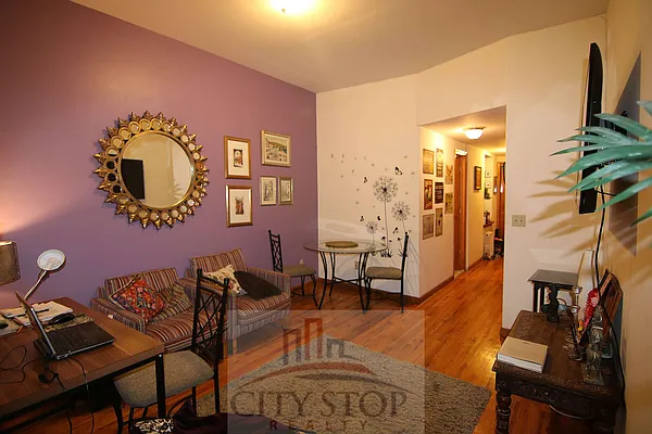 Rented by City Stop Realty | media 21