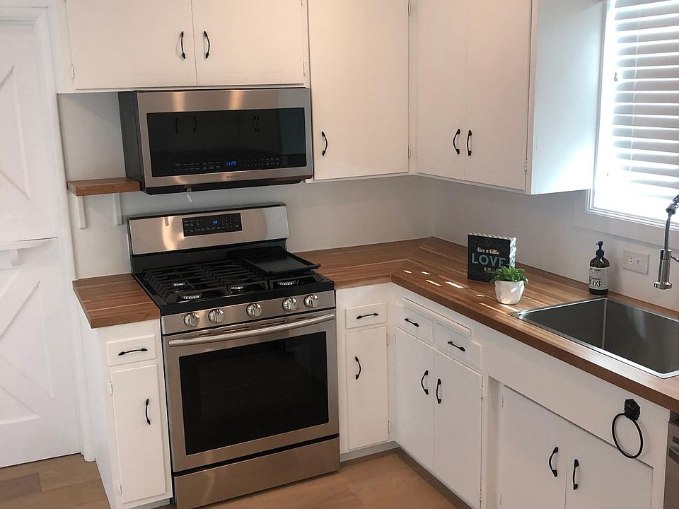 1st image of 2301 W Clark Ave