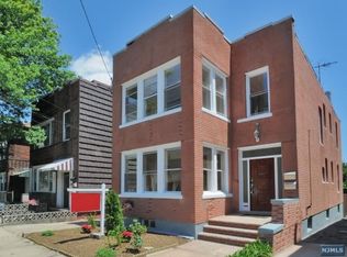178 Palisade Ave, Cliffside Park, NJ 07010