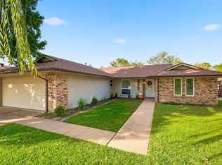 2705 Chebi Ln, Denton, TX 76209