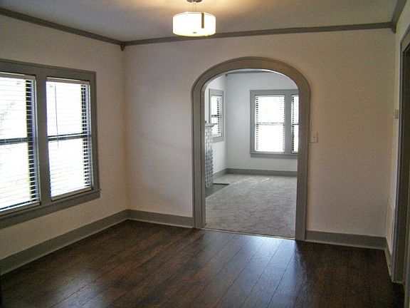 5th image of 1103 Josephine St