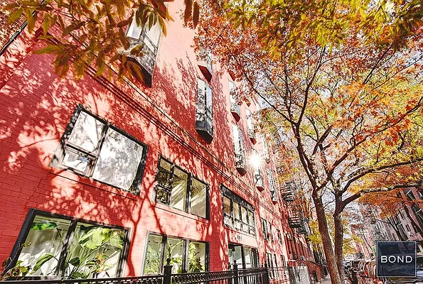 Rented by Bond New York | media 29