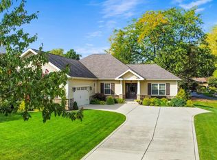 96 Muirfield Dr, Valparaiso, IN 46385