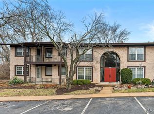 11709 Casa Grande Dr APT E, Saint Louis, MO 63146