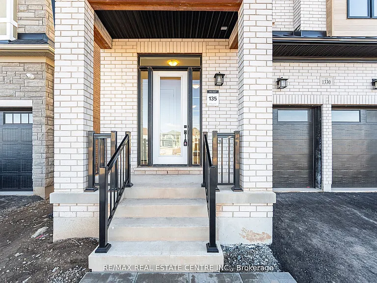 1330 Loon Ln — Photo 4
