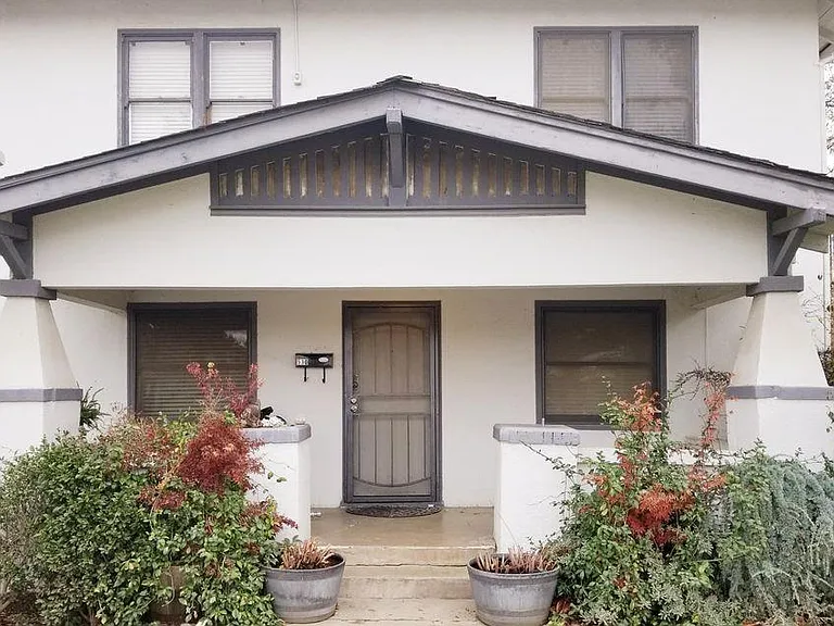 528 N Encina St — Photo 10