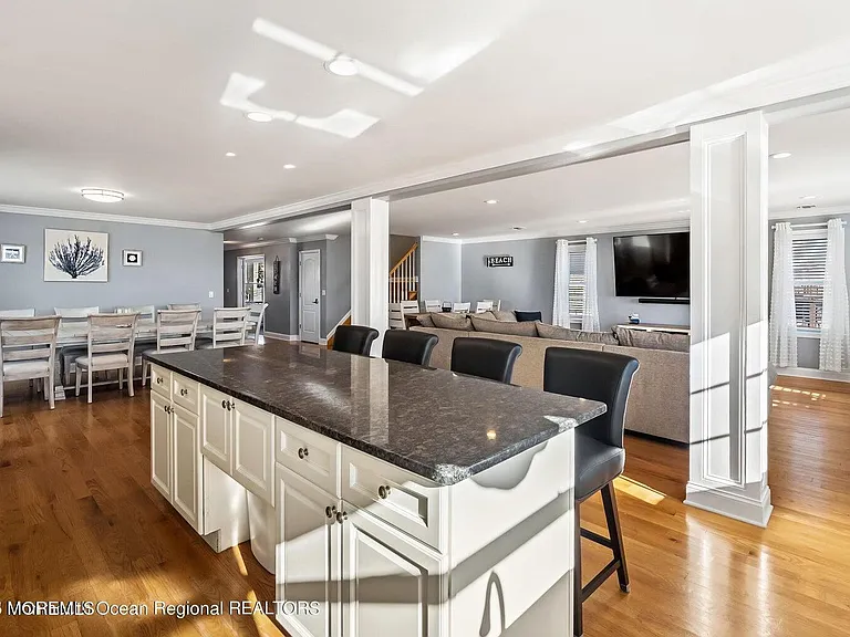 32 Niblick St — Photo 15