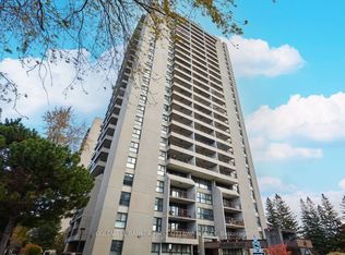 1785 Frobisher Ln #503, Ottawa, ON K1G 3T7