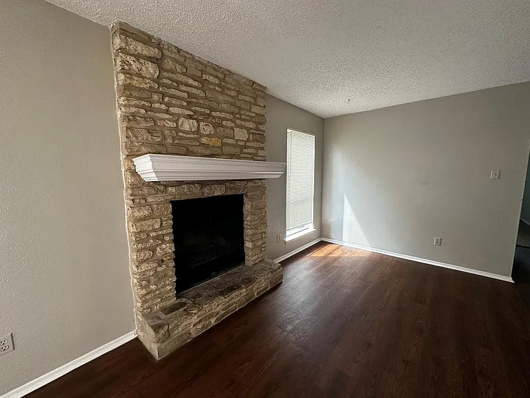 2202 Donahue Ln #A — Photo 4
