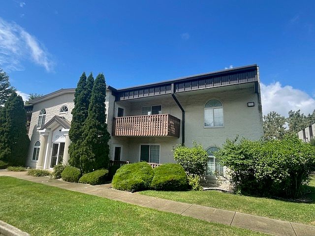 1st image of 1285 Mesa Dr #1285