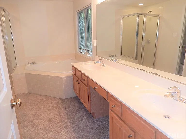 8722 Harps Mill Rd — Photo 16