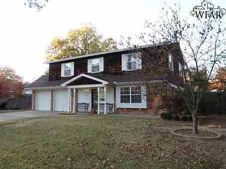 1st image of 2716 Chase Dr