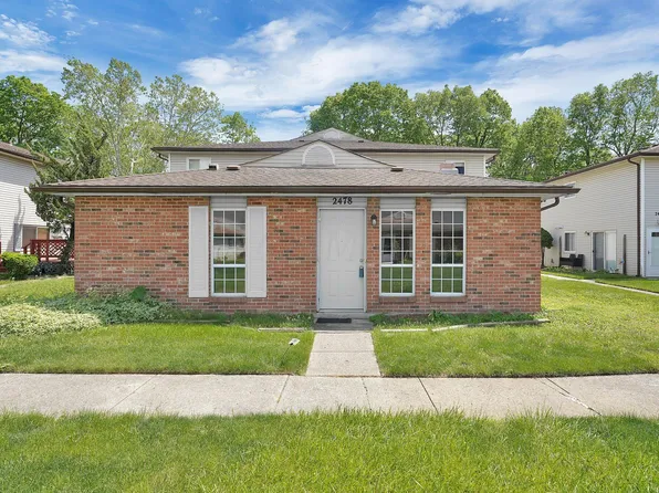 2478 Ravenel Dr, Columbus, OH 43209