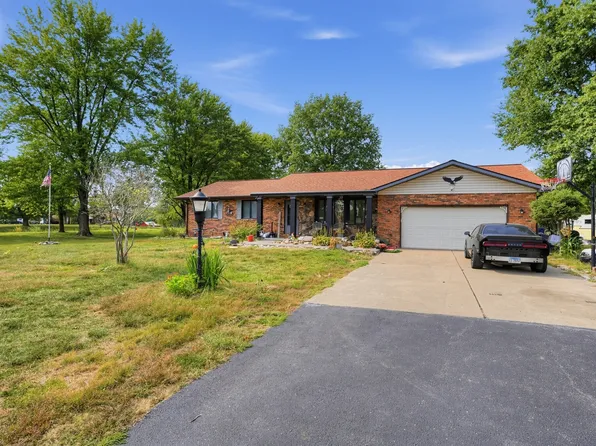 5 Bethany Dr, Troy, IL 62294