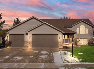 742 Longwood Dr, Lowell, IN 46356