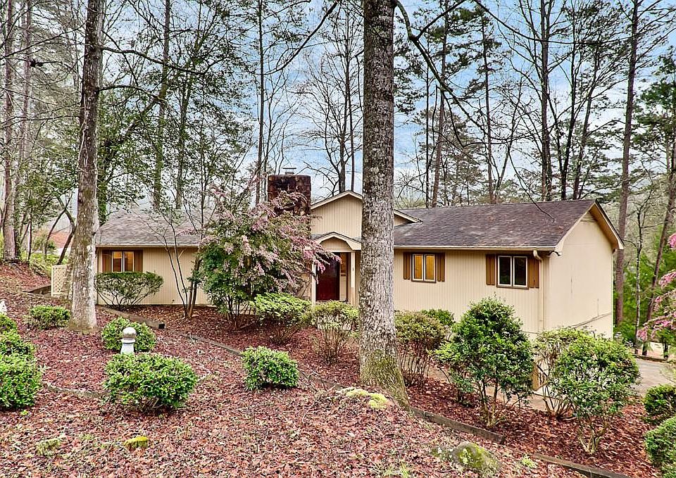 1st image of 1 Windward Ct