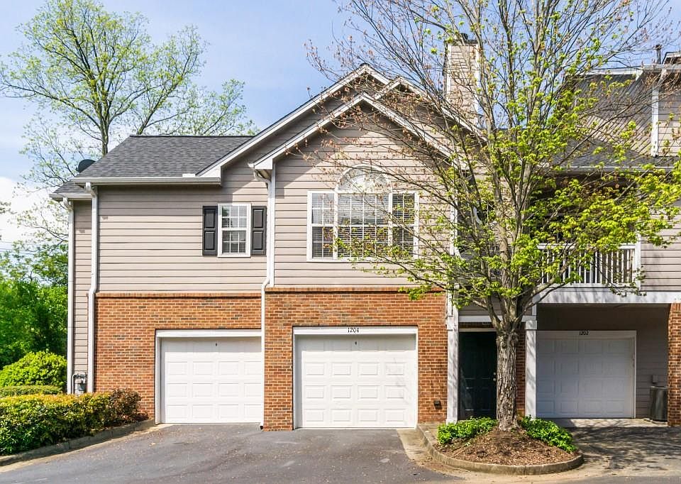 1st image of 1204 Vinings Forest Ln SE