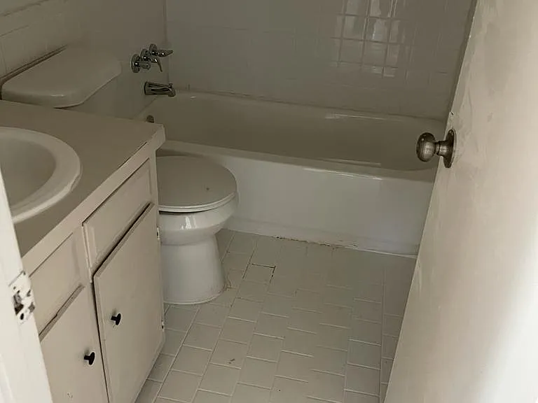 1802 Jay Cir #A — Photo 5