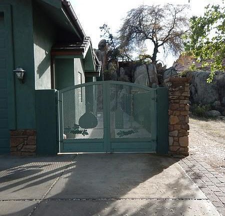 4th image of 2225 E Boulder Creek Ln