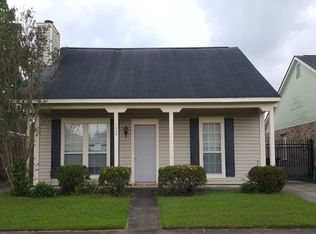 1854 Winter Ridge Dr, Baton Rouge, LA 70816