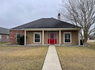 38222 Willow Lake East Ave, Prairieville, LA 70769
