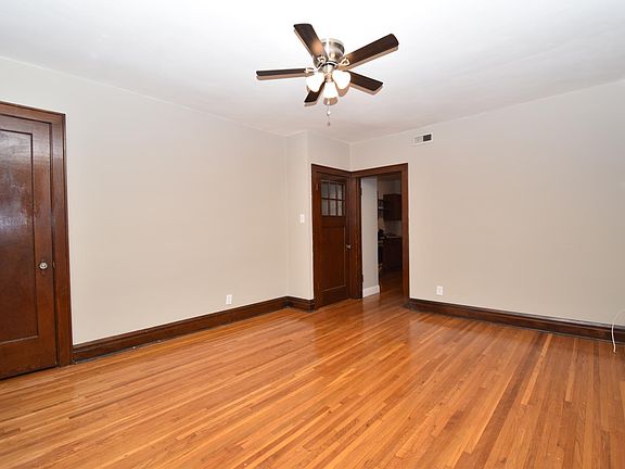 3rd image of 3438 Shenandoah Ave #3440A