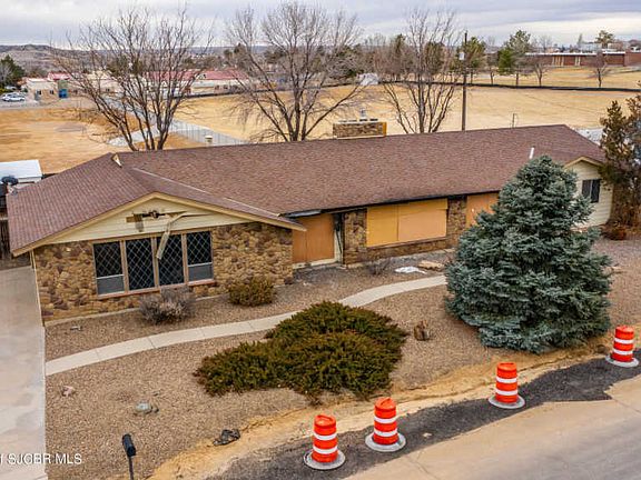 2nd image of 5803 Hill N Dale Dr