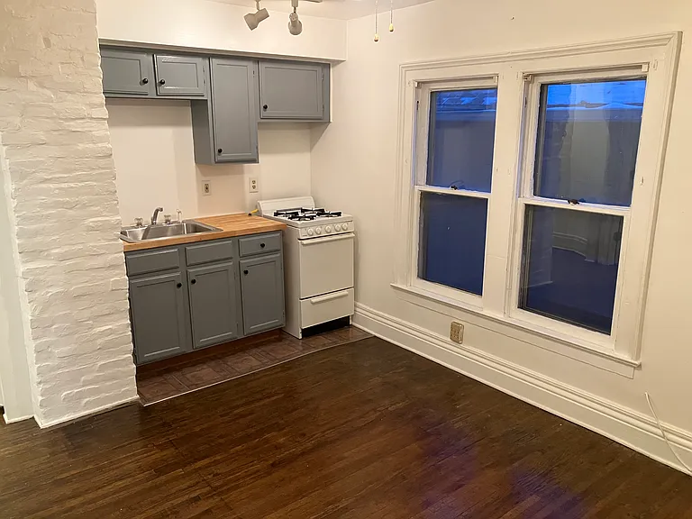 39 Plymouth Ave #3 — Photo 8