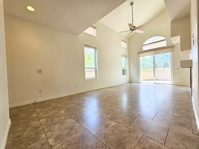 12446 Ruette Alliante — Photo 17