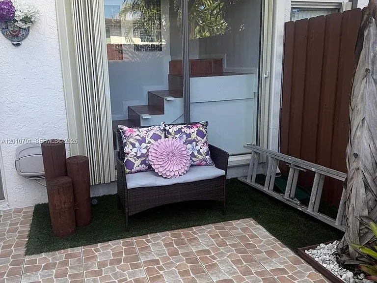 6524 SW 114th Ave #6524 — Photo 2