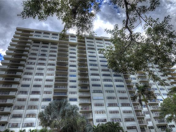 2nd image of 3200 Port Royale Drive #602