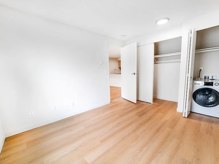 Greenlake Terrace Apartments — Photo 37