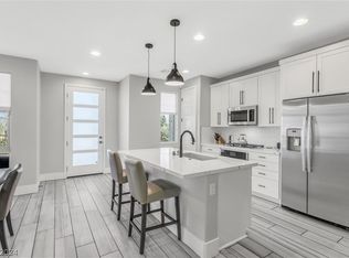 8 Kimberlite Dr, Henderson, NV 89011