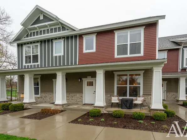 155 Tamarack Ln NE, Rockford, MI 49341