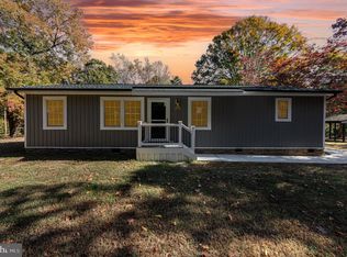 10919 Cloverdale St, Fredericksburg, VA 22407