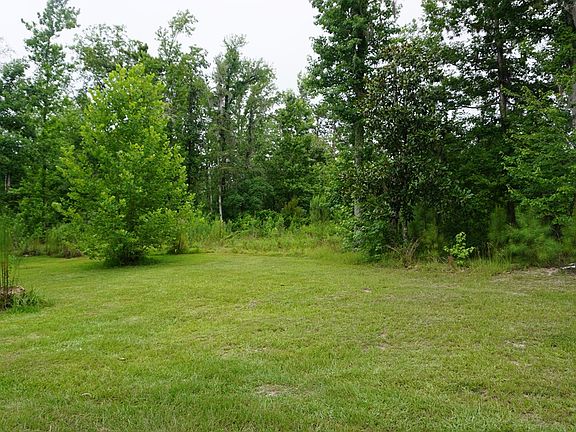 3rd image of 135 Bowyer Dr