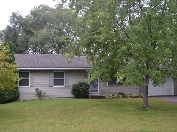 430 Sommers Landing Rd N, Hudson, WI 54016