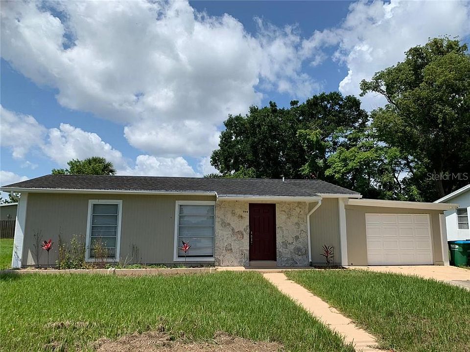 1st image of 994 Saxon Blvd