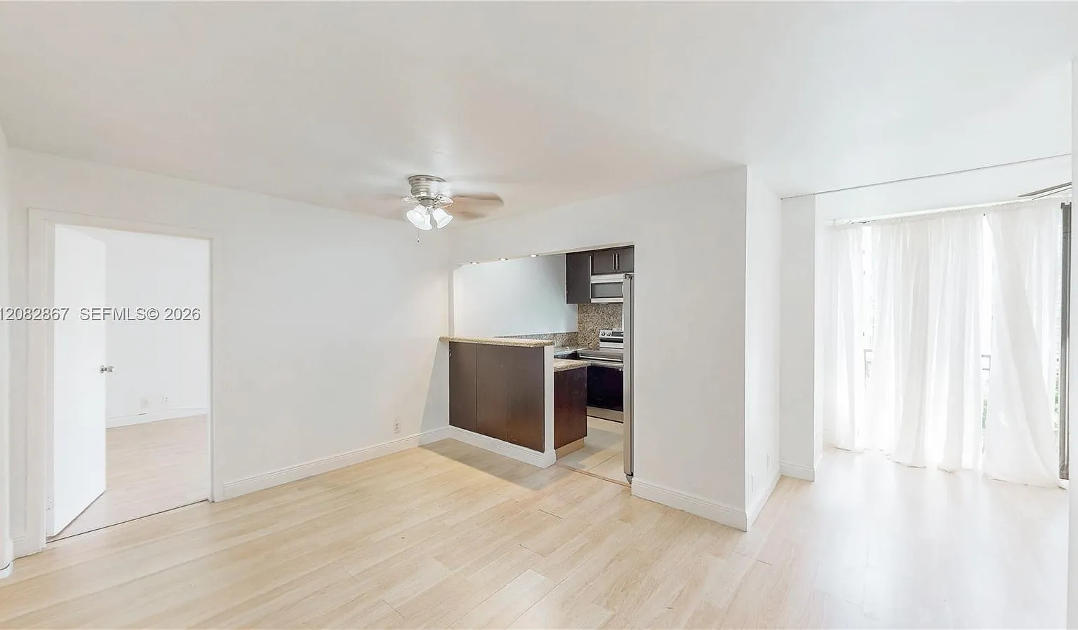 Plaza Of Americas Condo P — Photo 1