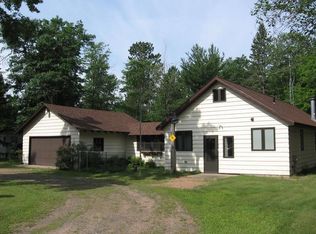 1909 Little Moon Lake Ln, Watersmeet, MI 49969