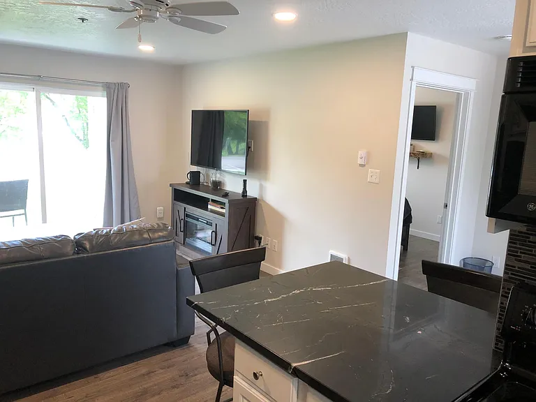 1 Kootenai Ave #8 — Photo 5