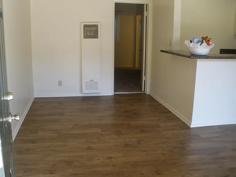 Woodruff Village — Photo 10
