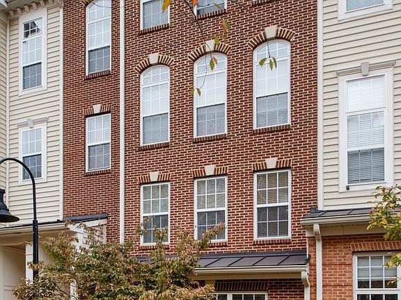 3rd image of 15248 Rosemont Manor Dr