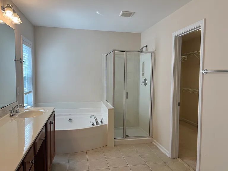 1109 Somers Dr — Photo 17