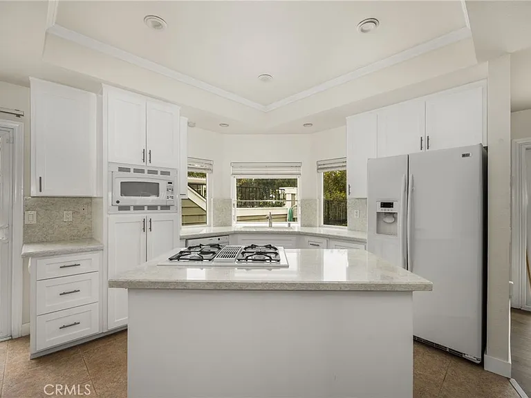 5779 E Hudson Bay Dr — Photo 8