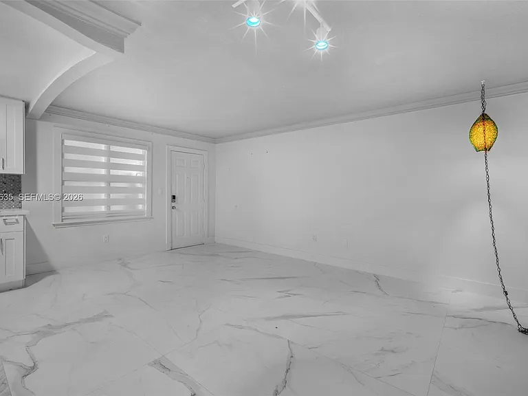 3245 Virginia St #16 — Photo 3