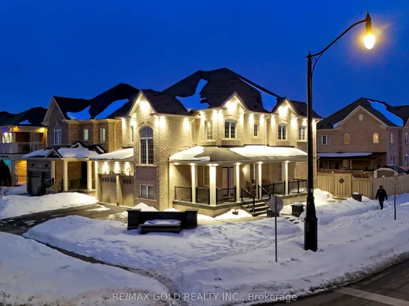 27 Brentwick Dr, Brampton, ON L6X 5G1