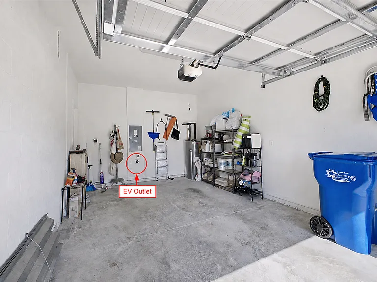 8607 Canyon Creek Trl — Photo 27