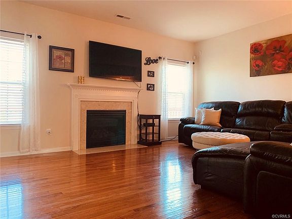 3rd image of 3225 Macallan Pkwy